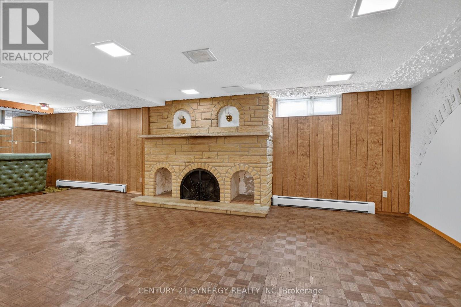 974 GREENBRIAR AVENUE - 32
