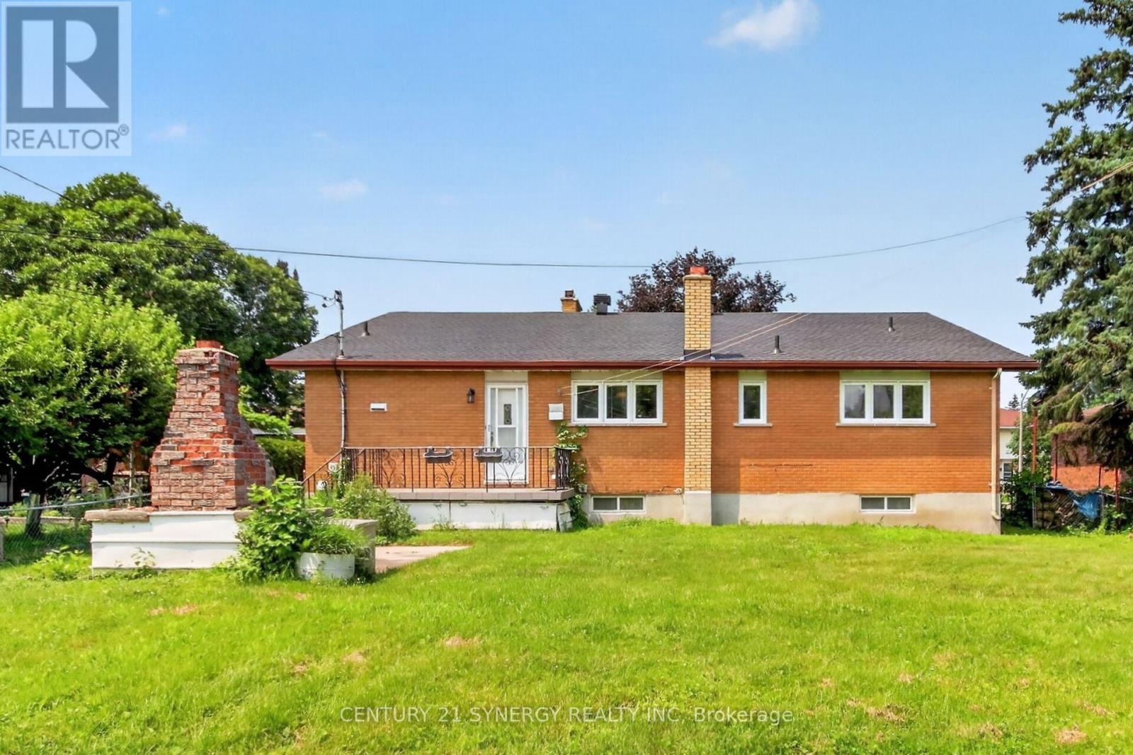 974 GREENBRIAR AVENUE - 36