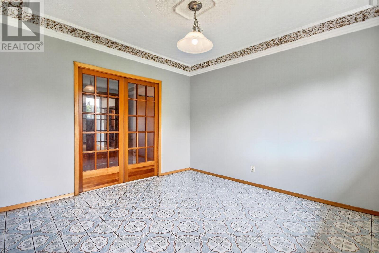 974 GREENBRIAR AVENUE - 6