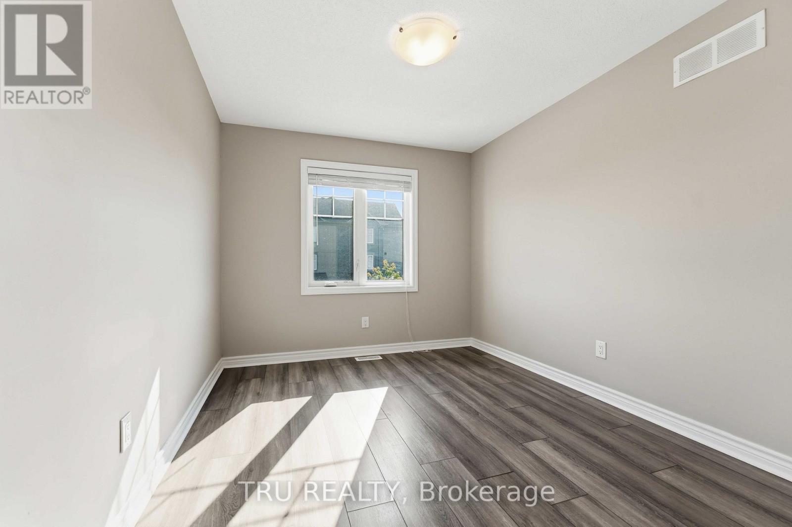 236 YELLOWCRESS WAY - 35
