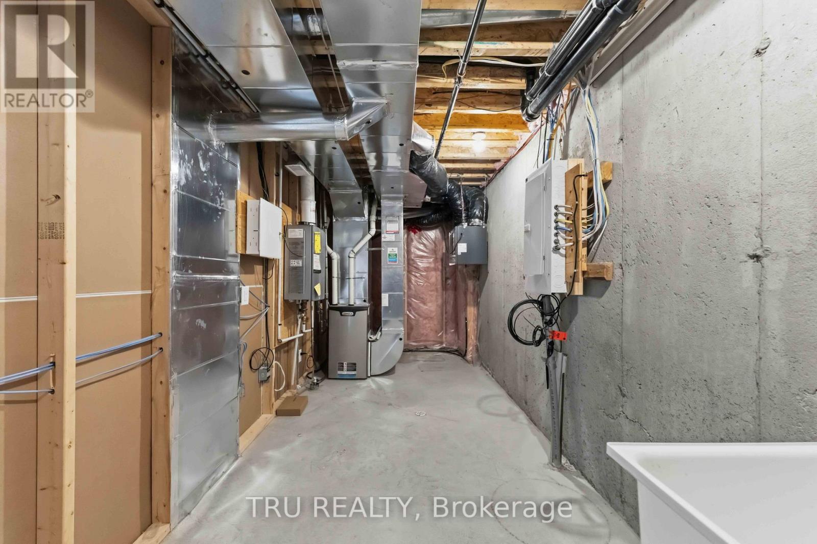236 YELLOWCRESS WAY - 45