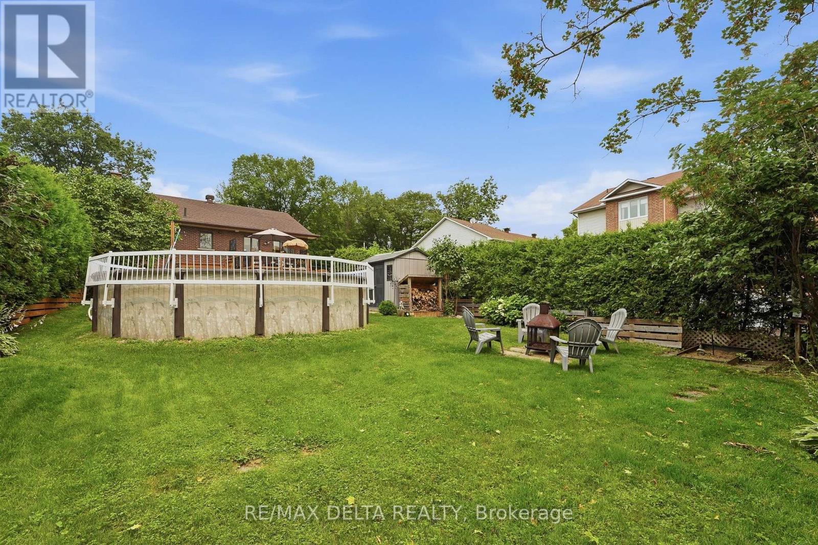 1991 WOODS STREET - 24