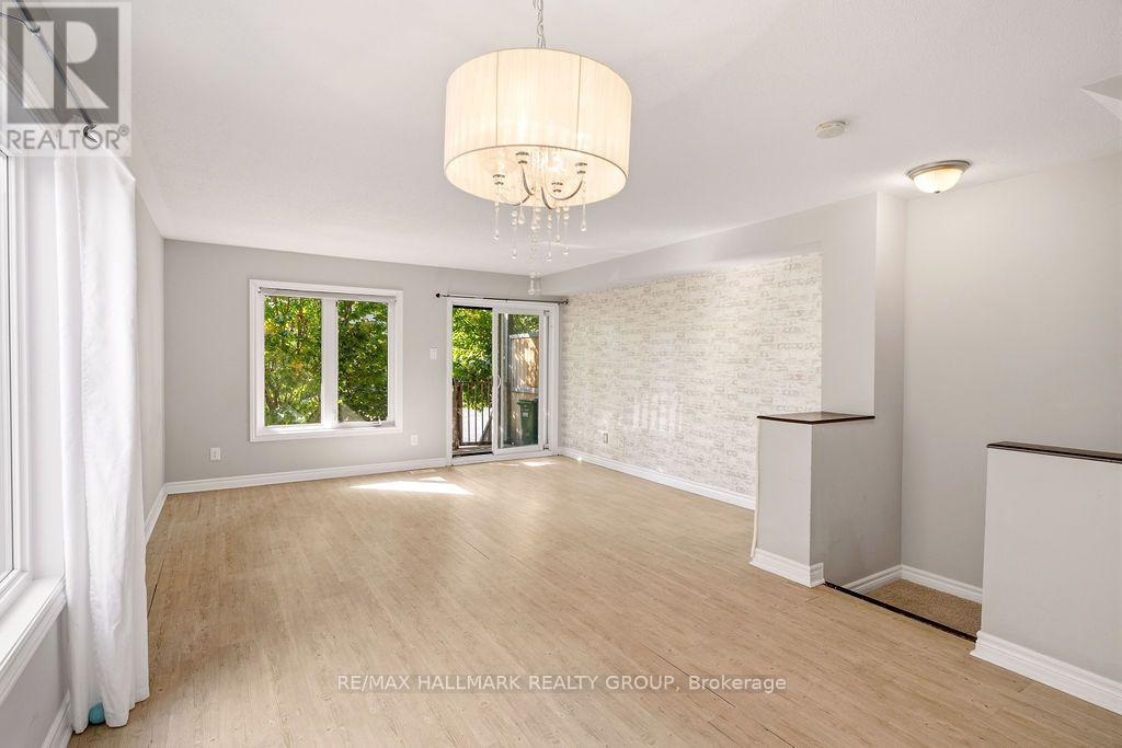 2 Bed, 3 Bath House for Rent in Ottawa – C – 1124 KLONDIKE ROAD, Ottawa – MLS# X13582692 - Image 11