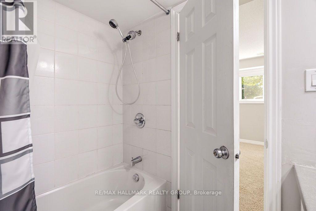 2 Bed, 3 Bath House for Rent in Ottawa – C – 1124 KLONDIKE ROAD, Ottawa – MLS# X13582692 - Image 21