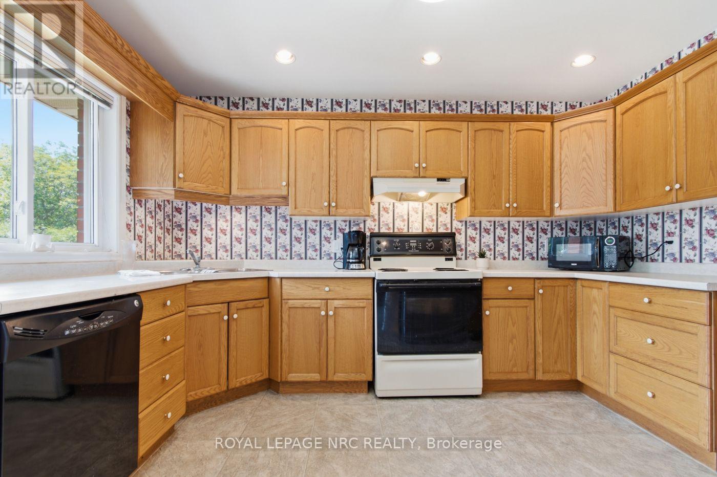 7690 MOUNT CARMEL BOULEVARD - 9