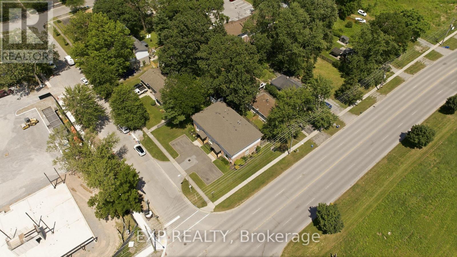 7226 ALEX AVENUE - 32