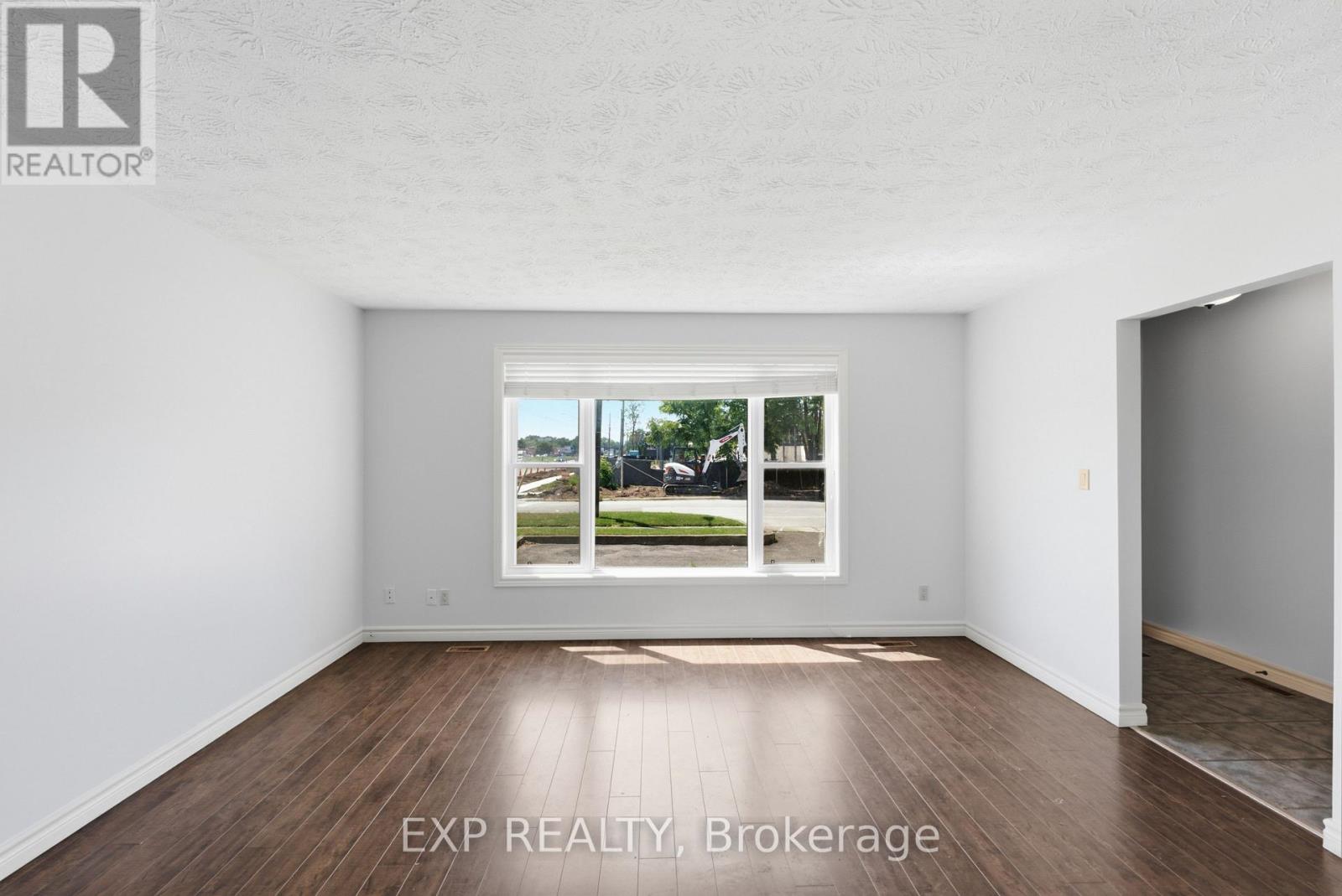 7226 ALEX AVENUE - 6