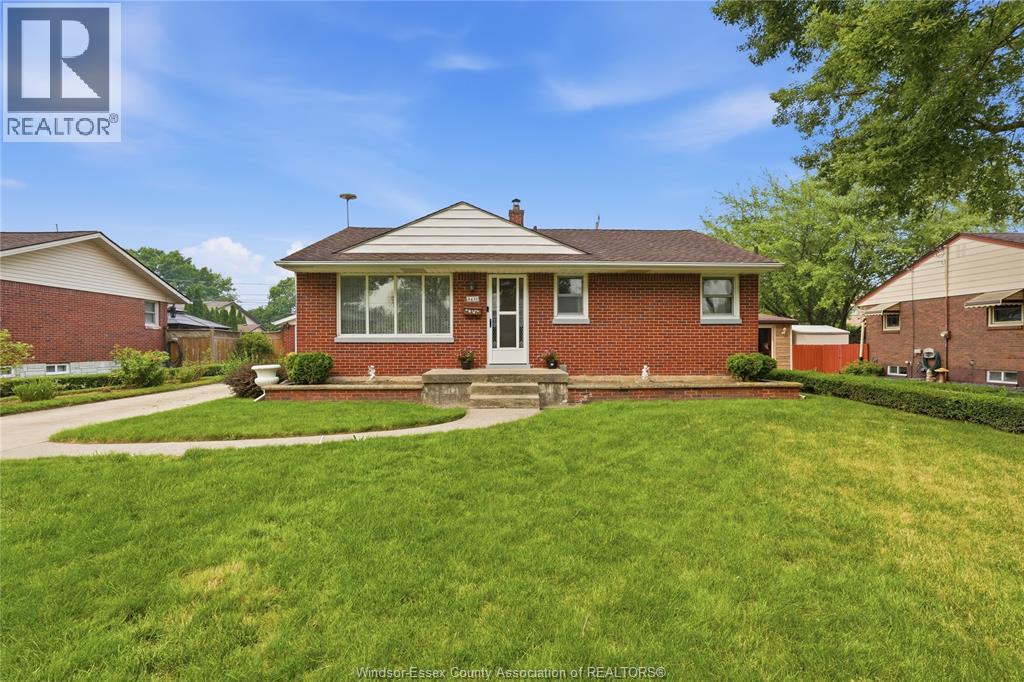 2631 ASKIN AVENUE - 1