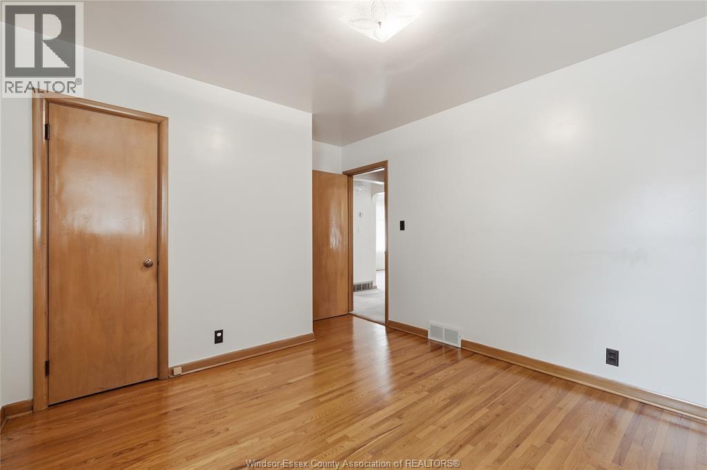 2631 ASKIN AVENUE - 15