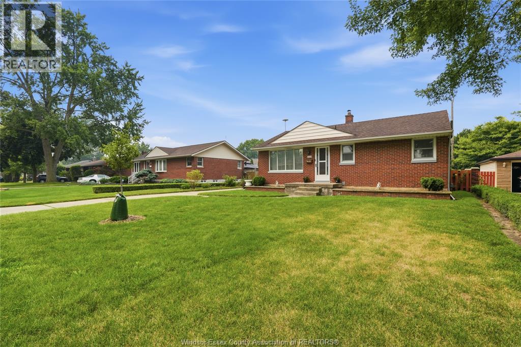 2631 ASKIN AVENUE - 2