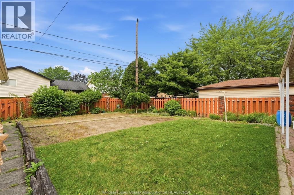 2631 ASKIN AVENUE - 30