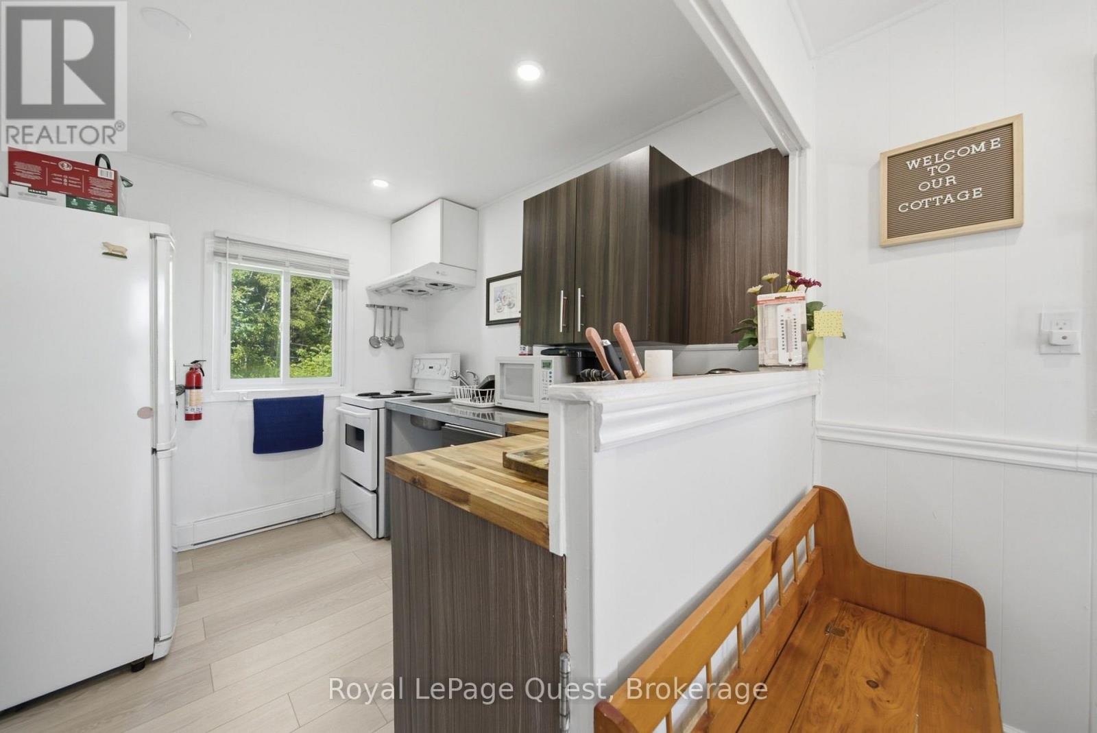 1654 VIKING MARINA ROAD - 12