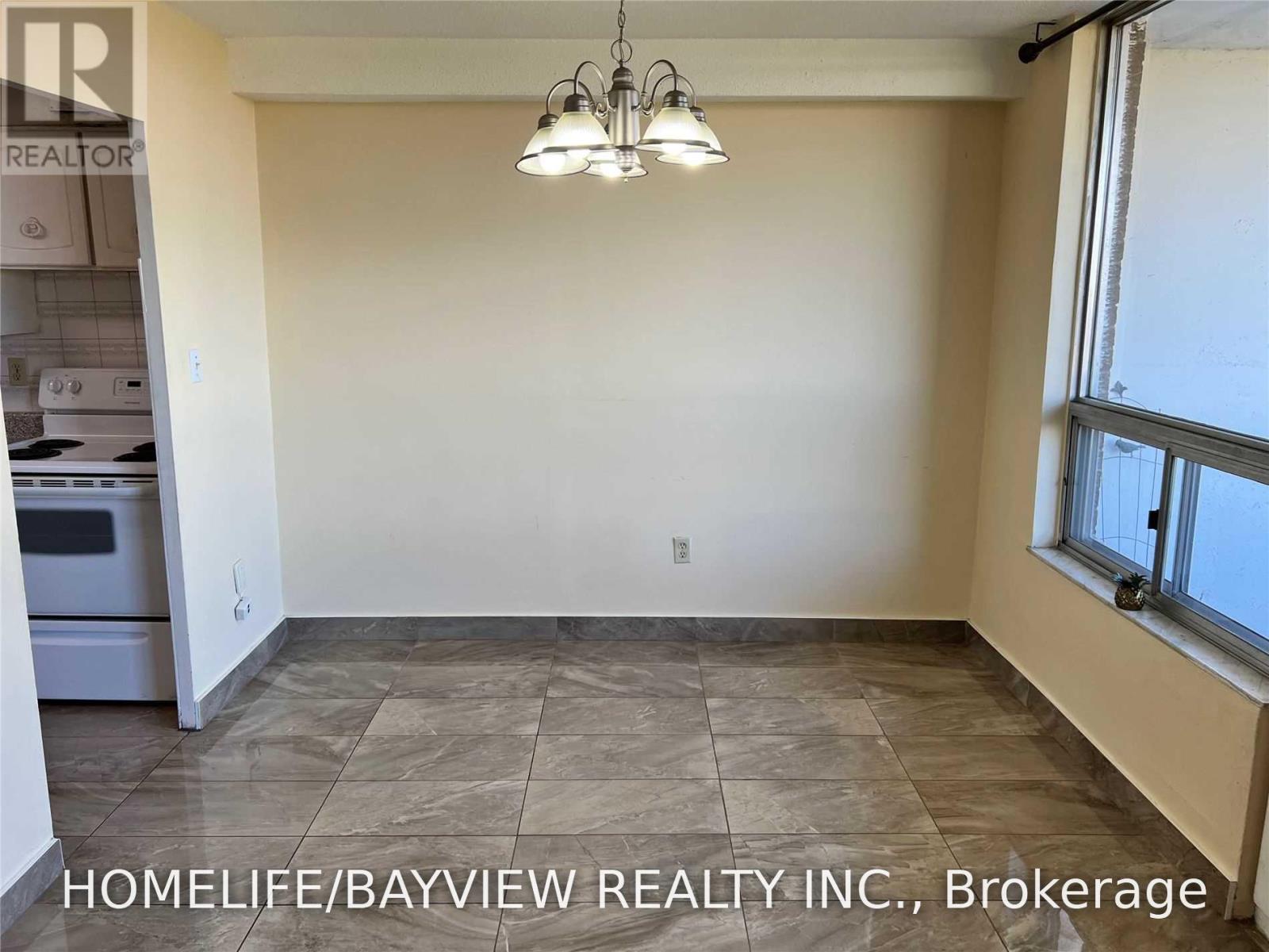 #1117 20 EDGECLIFF GOLFWAY - Image 5