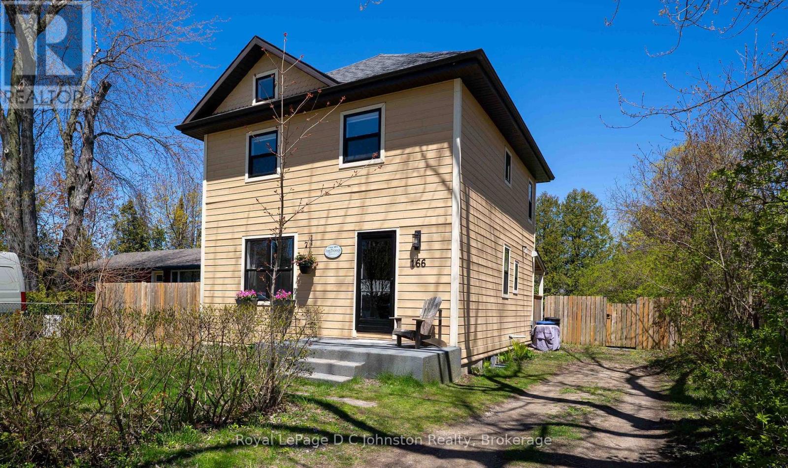 166 MACDONALD LANE - 1
