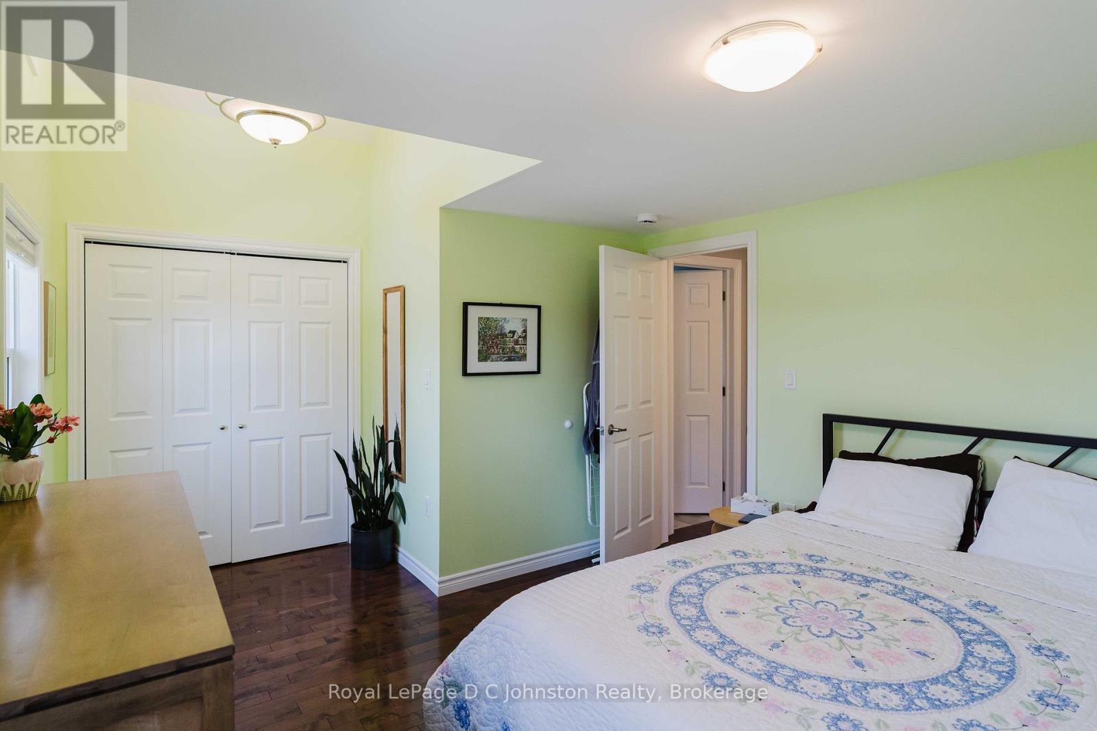 166 MACDONALD LANE - 27