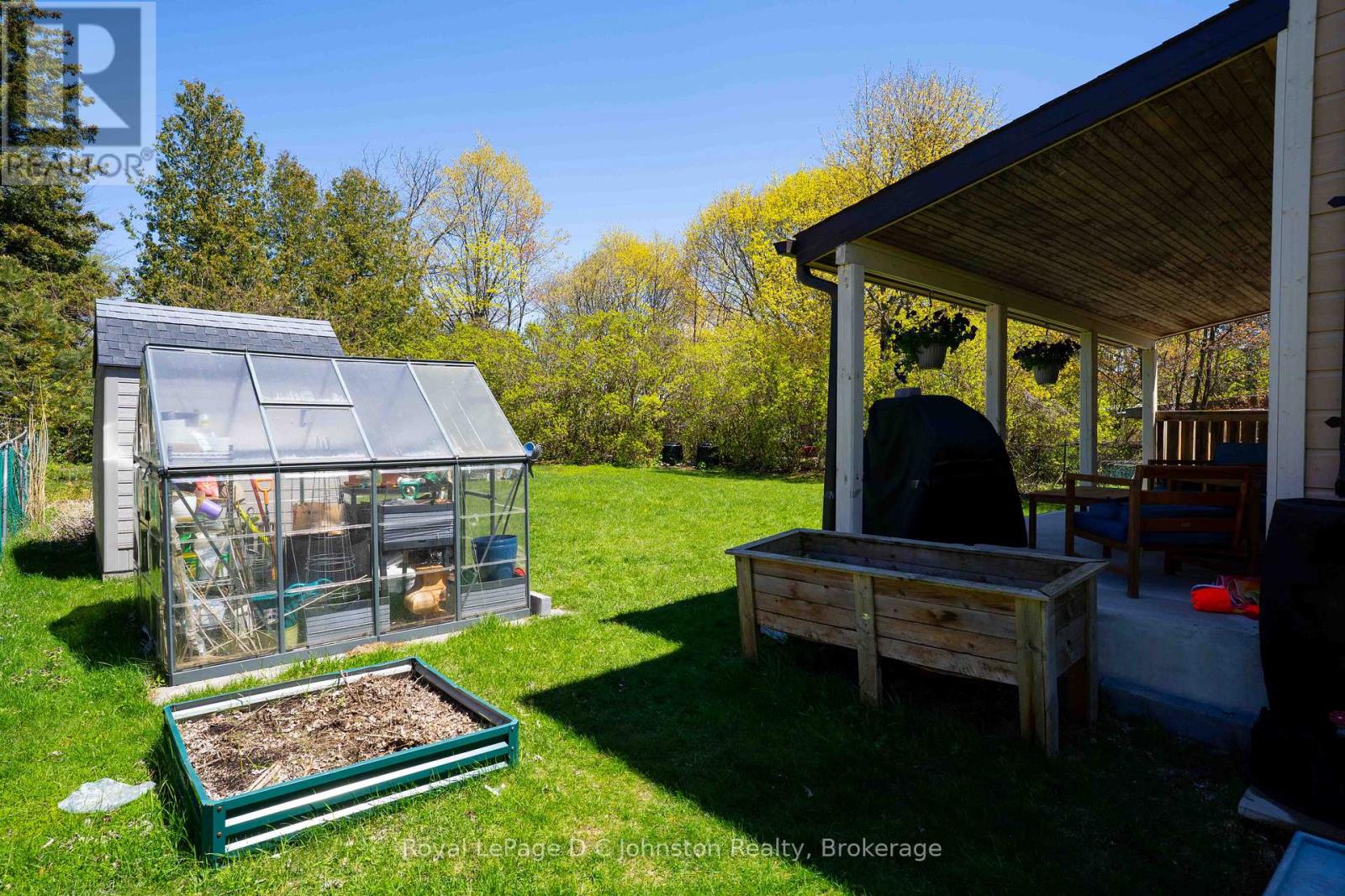 166 MACDONALD LANE - 38
