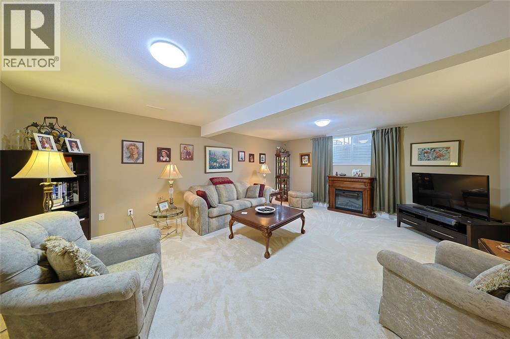 248 BENTLEY COURT - Image 20