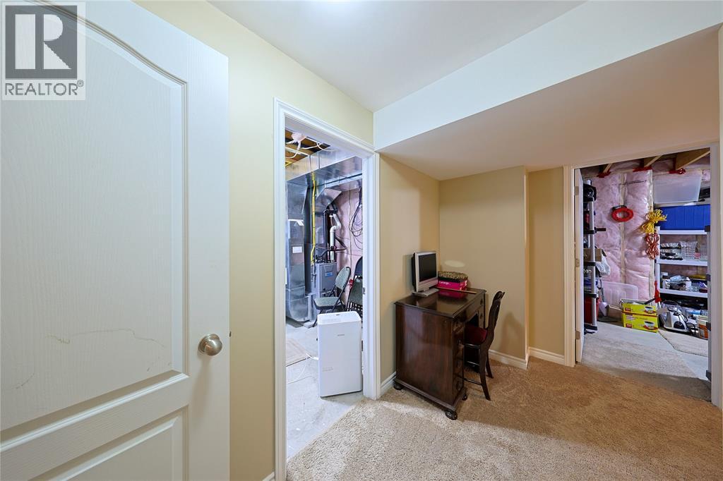 248 BENTLEY COURT - 26