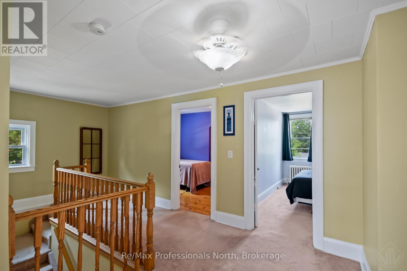 695 JOHN STREET N - Image 27