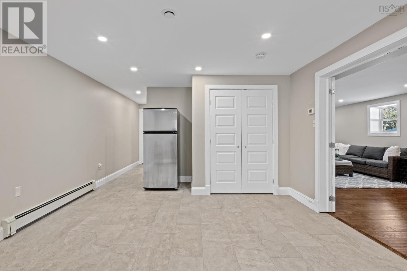 206 Sandwick Drive - 36