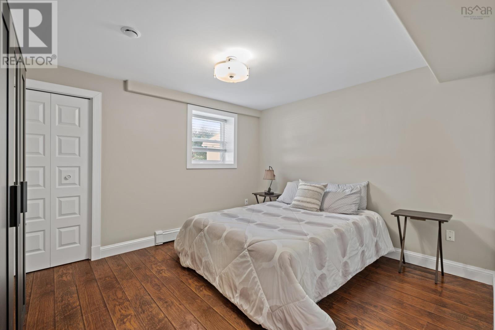 206 Sandwick Drive - 38