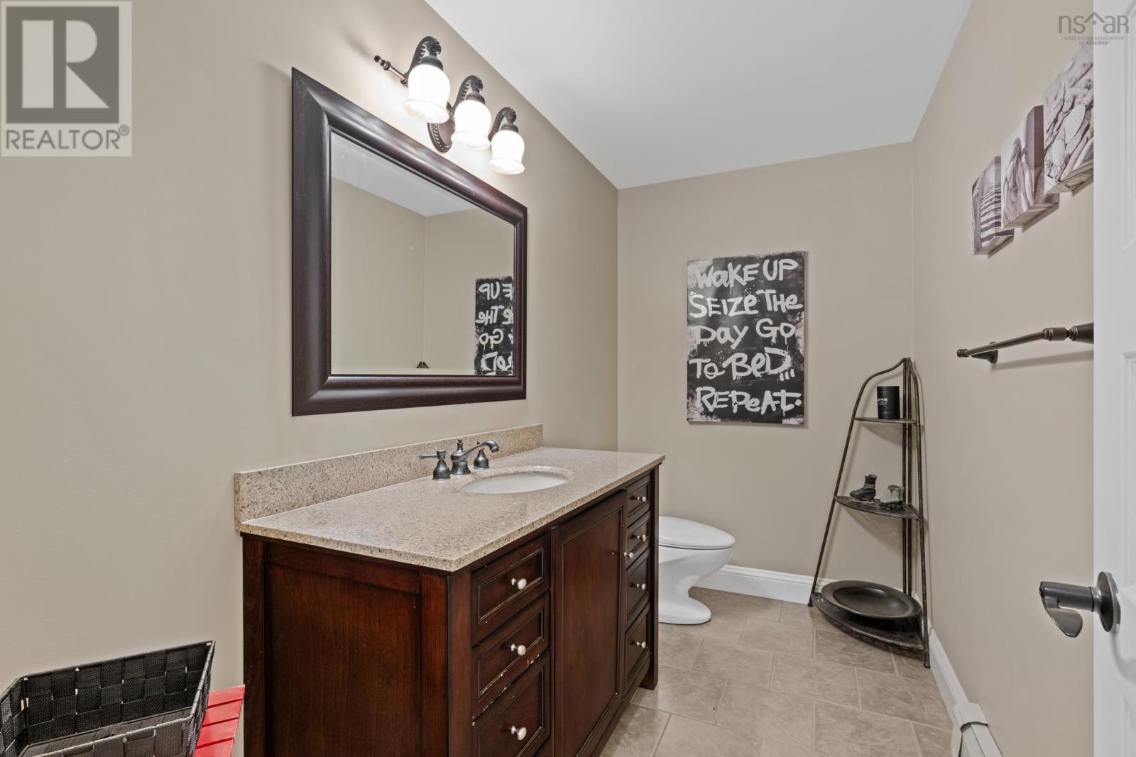 206 Sandwick Drive - 34
