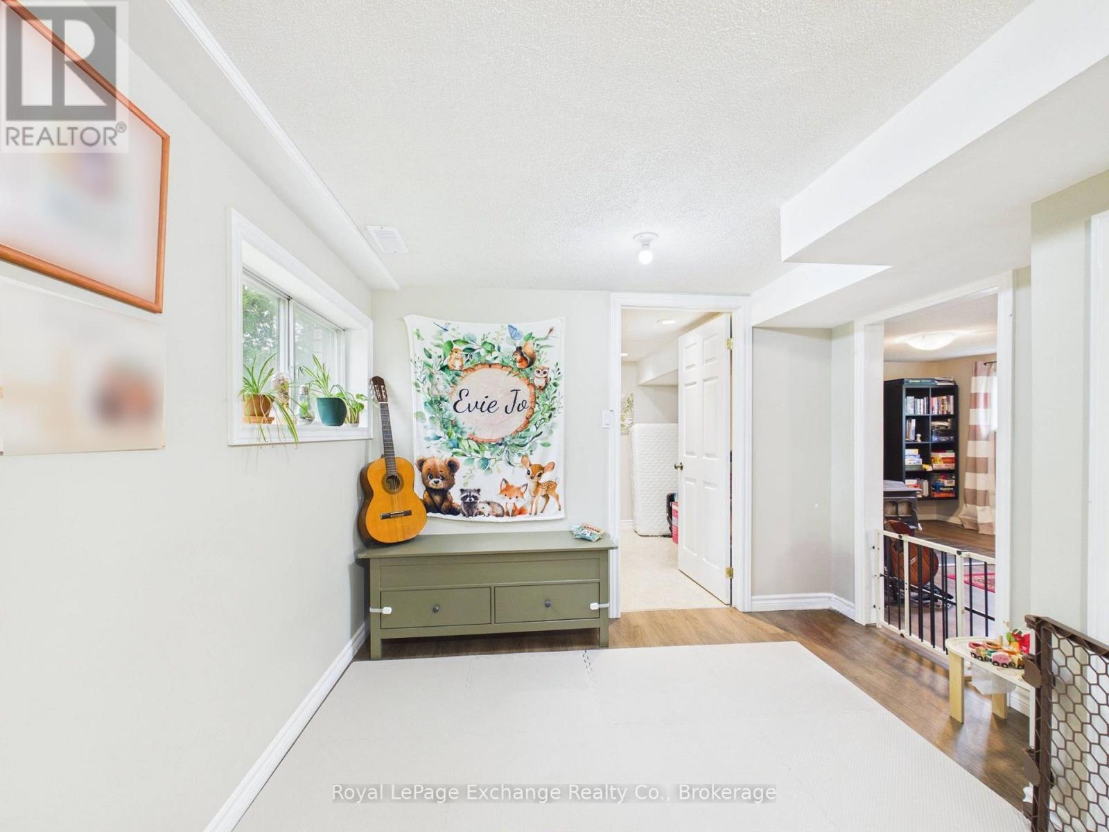 453 ELGIN STREET - Image 18