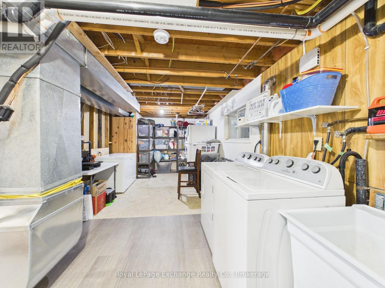 453 ELGIN STREET - Image 21
