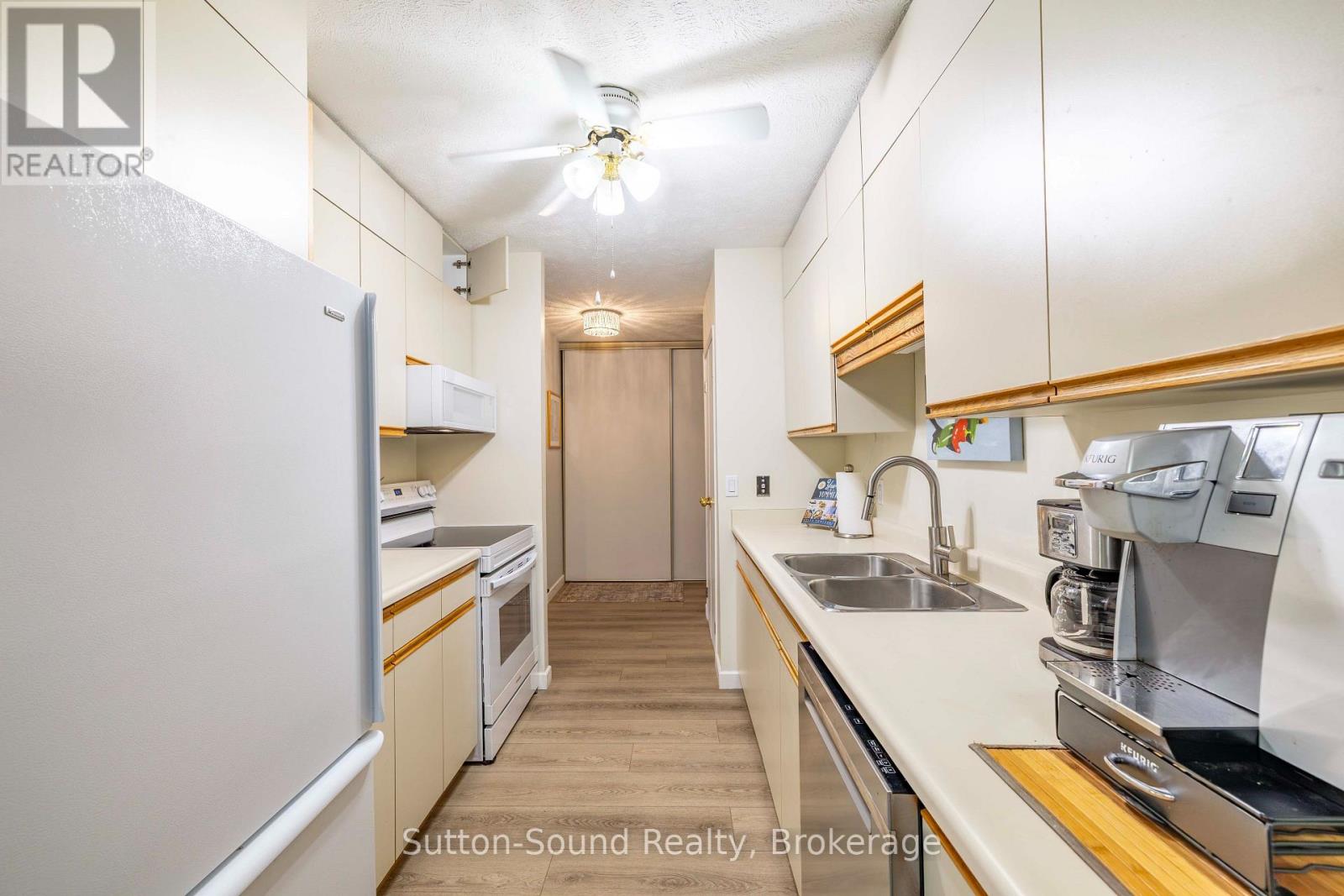 #208 1775 9TH AVENUE E - 10