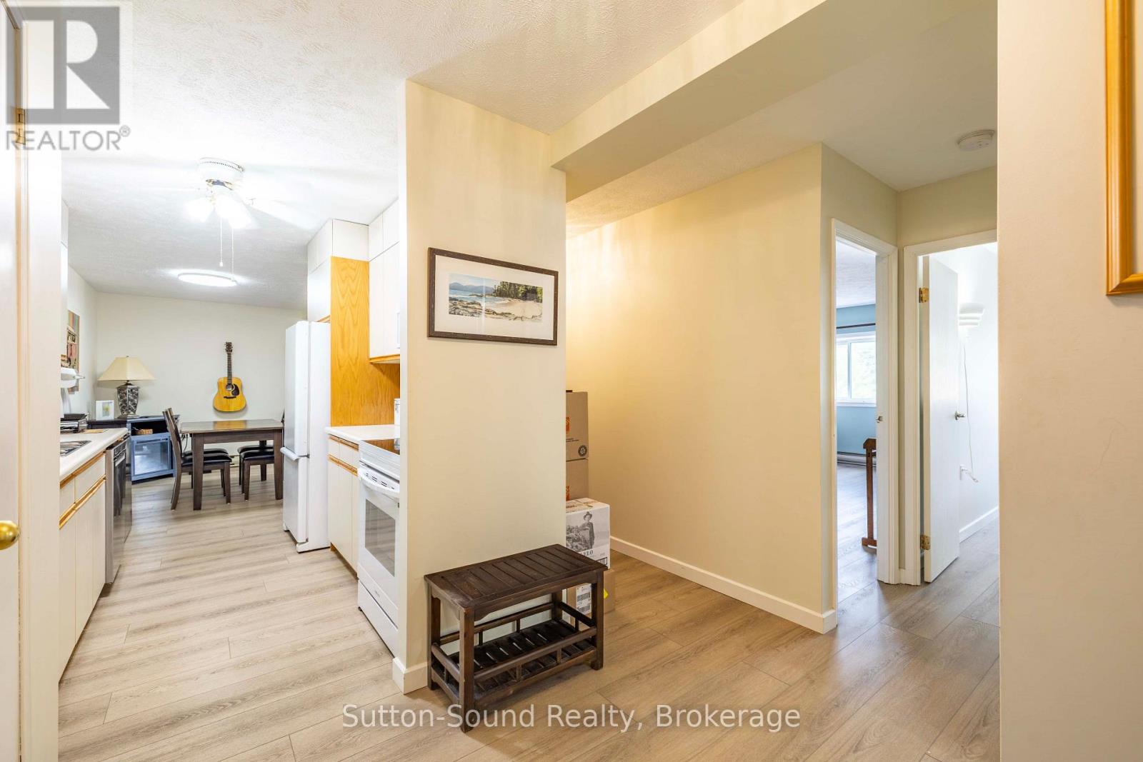 #208 1775 9TH AVENUE E - 3