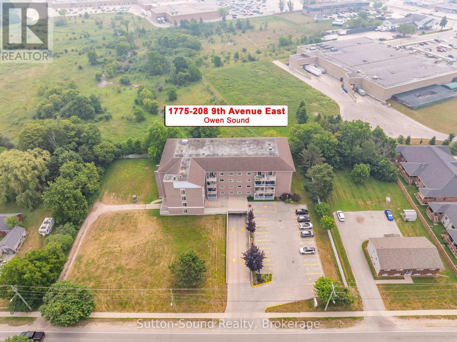 #208 1775 9TH AVENUE E - 31