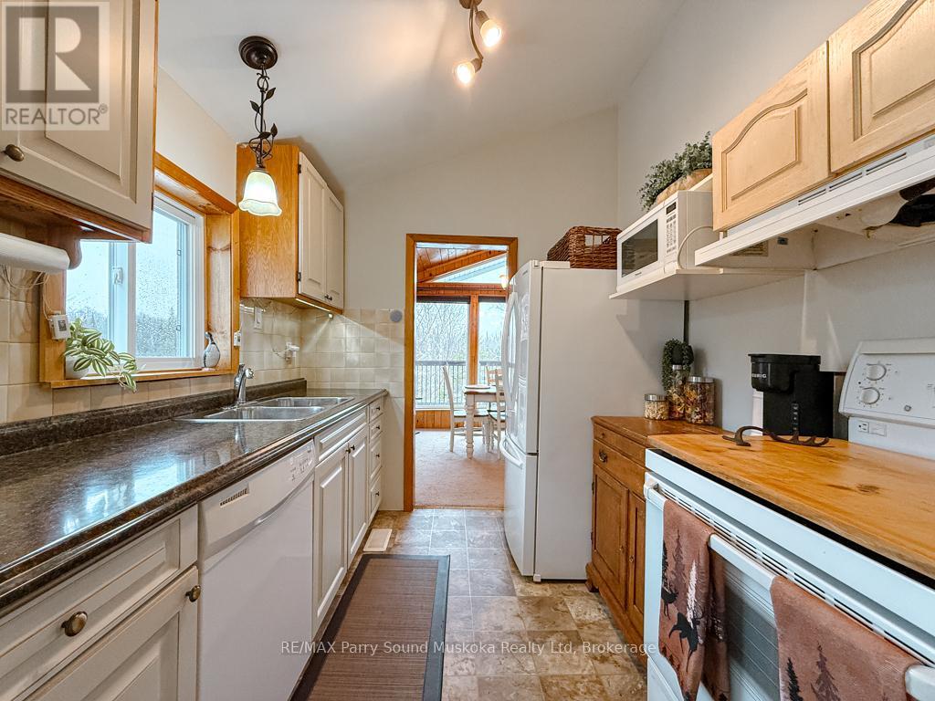 3 MAGNET ROAD - 21