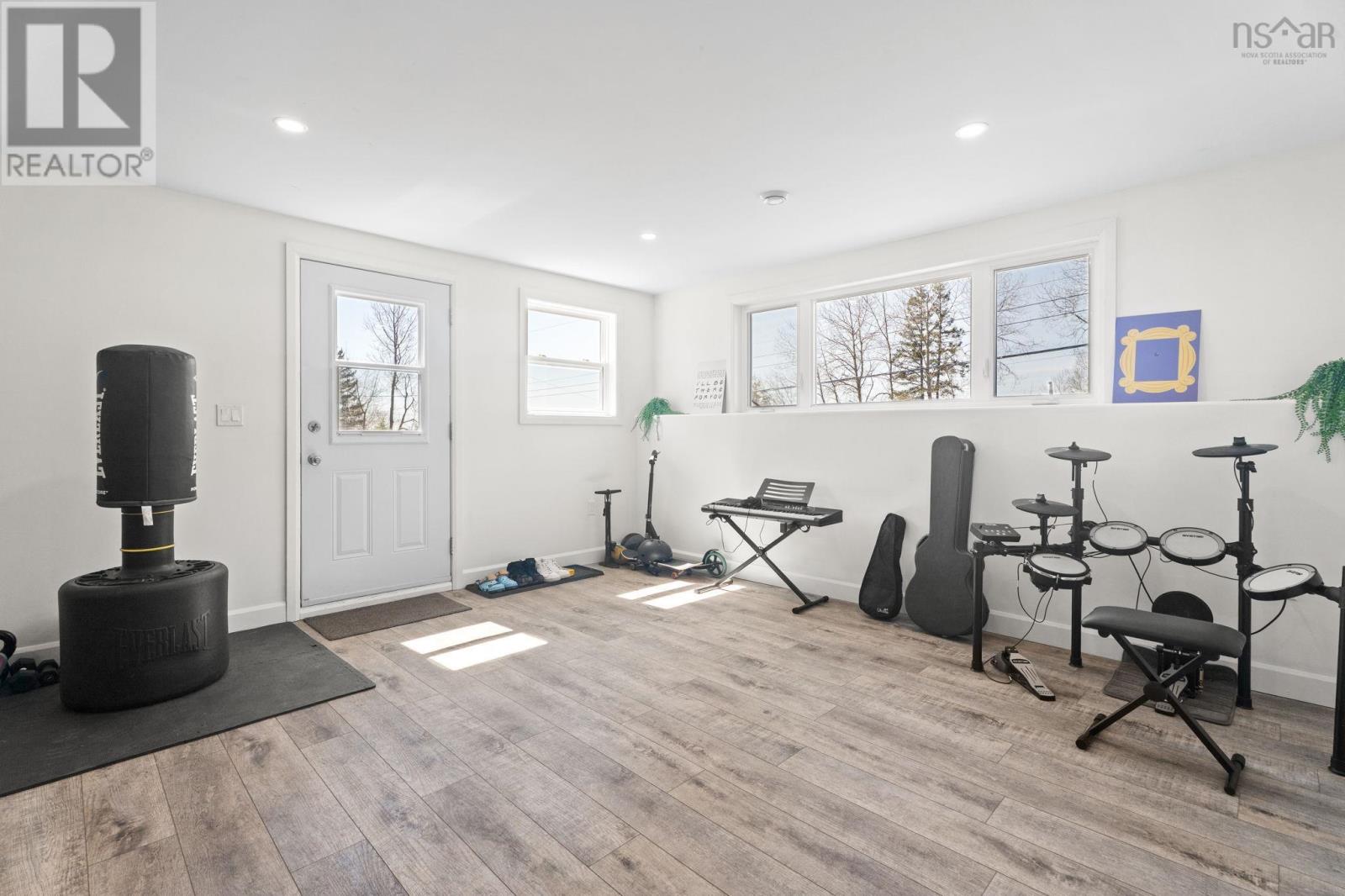 105 Birchview Crescent - 30