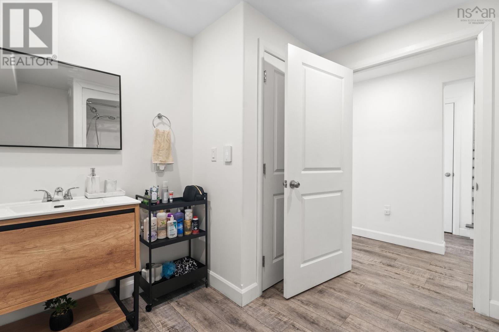 105 Birchview Crescent - 34