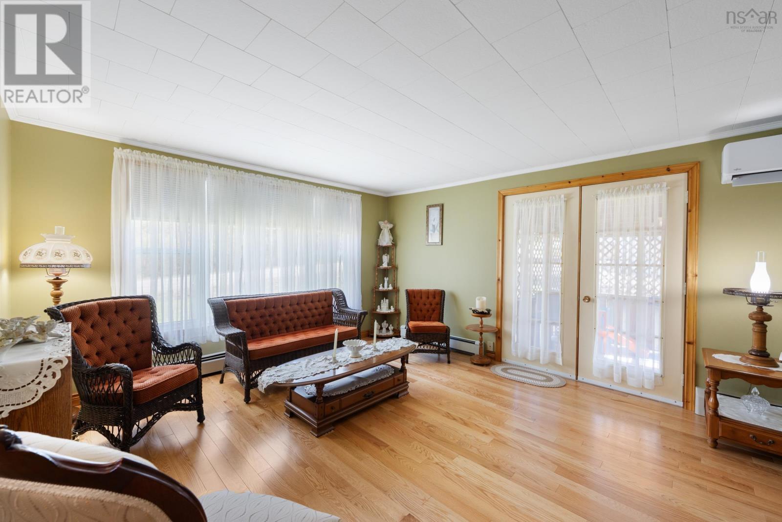 987 Parker Mountain Road - 16
