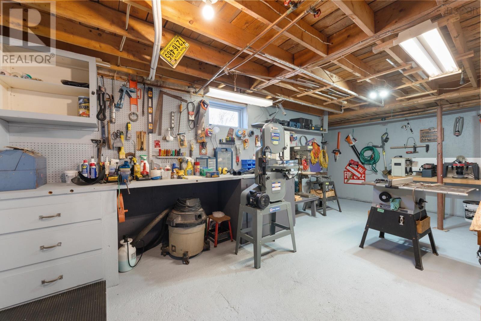 987 Parker Mountain Road - 27