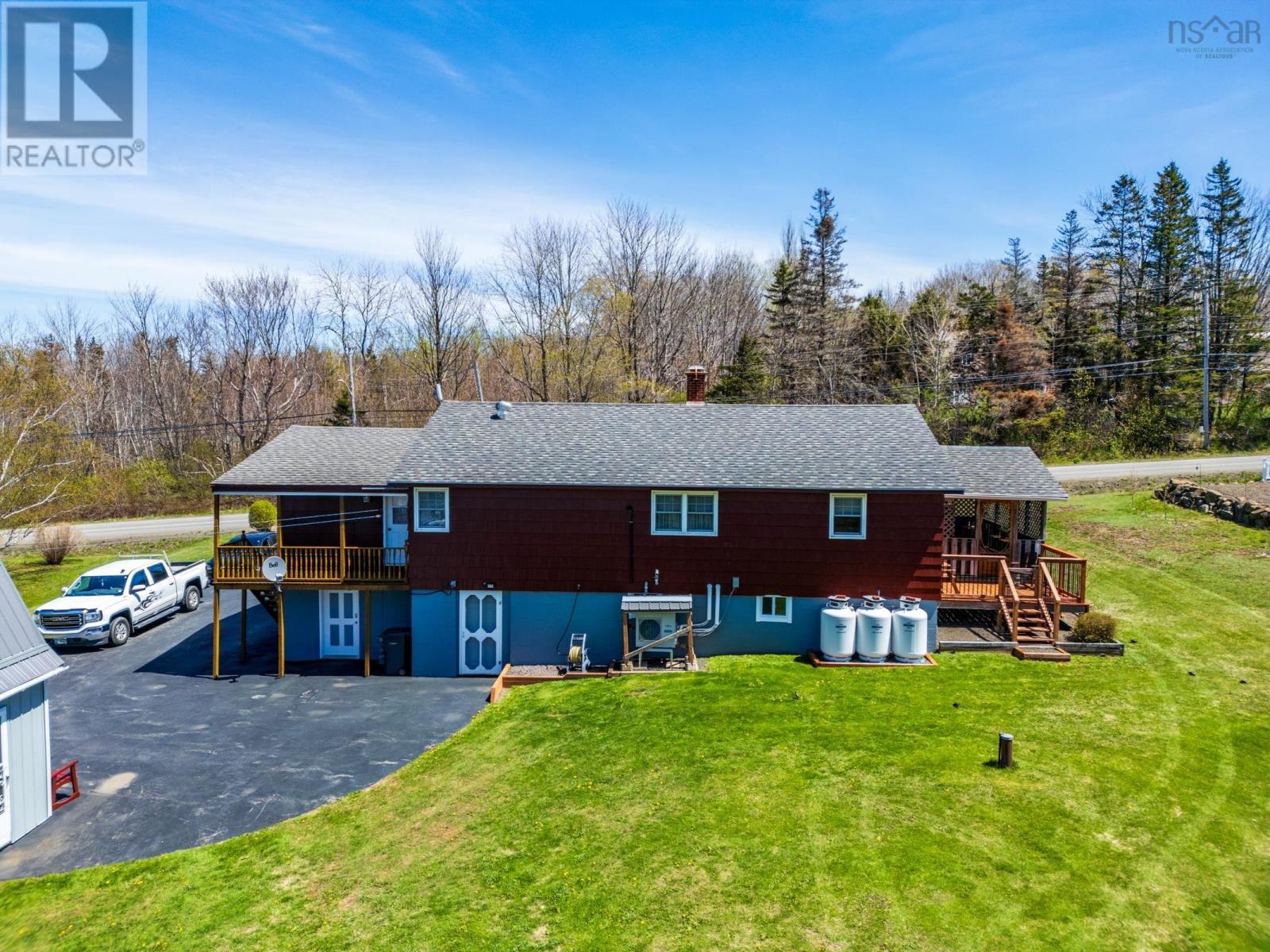 987 Parker Mountain Road - 41