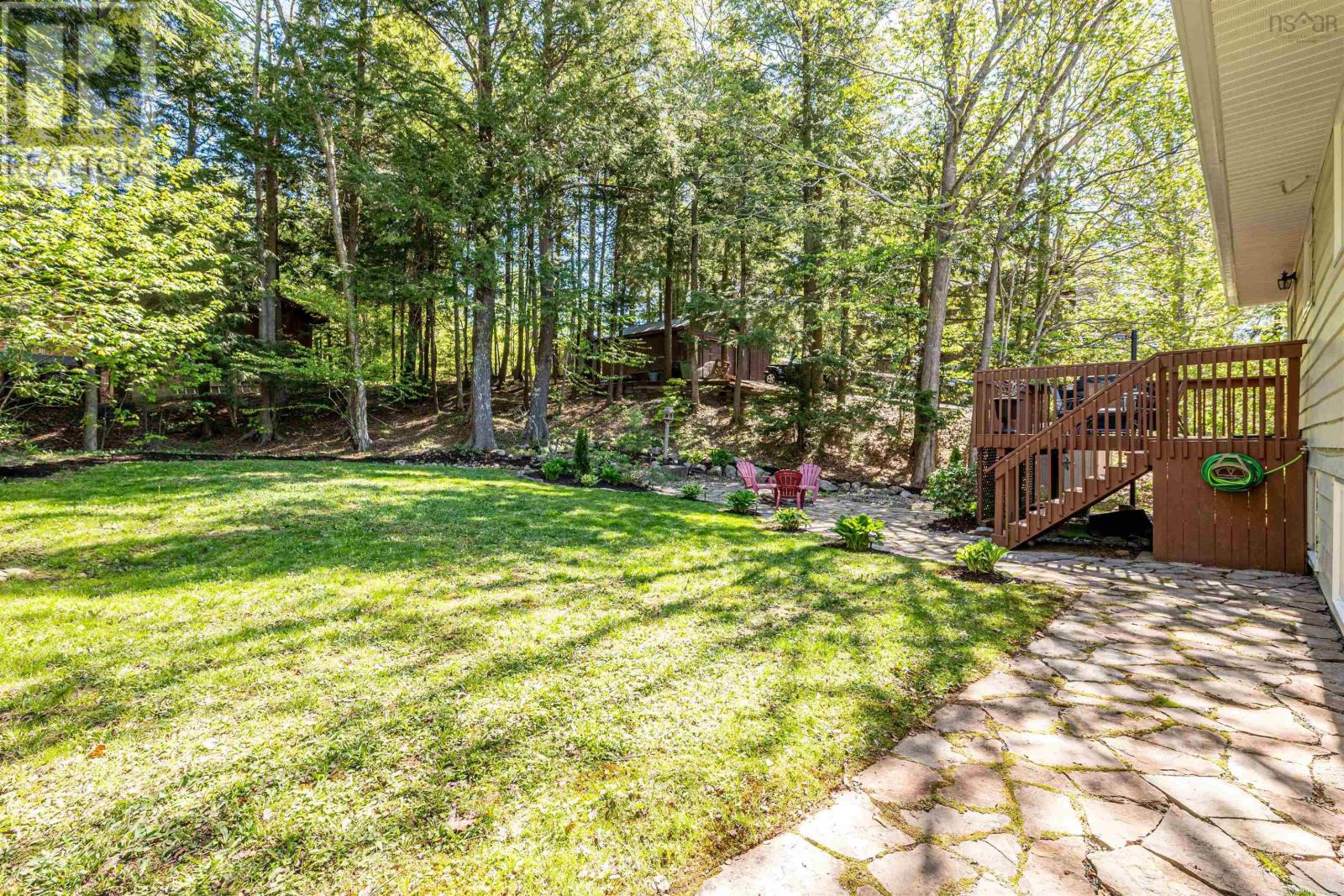 32 Martyn Drive - 48