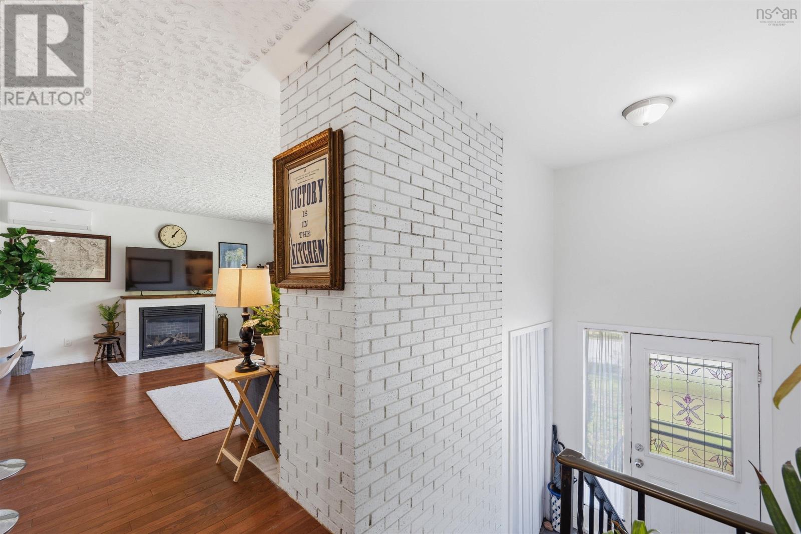 32 Martyn Drive - 8