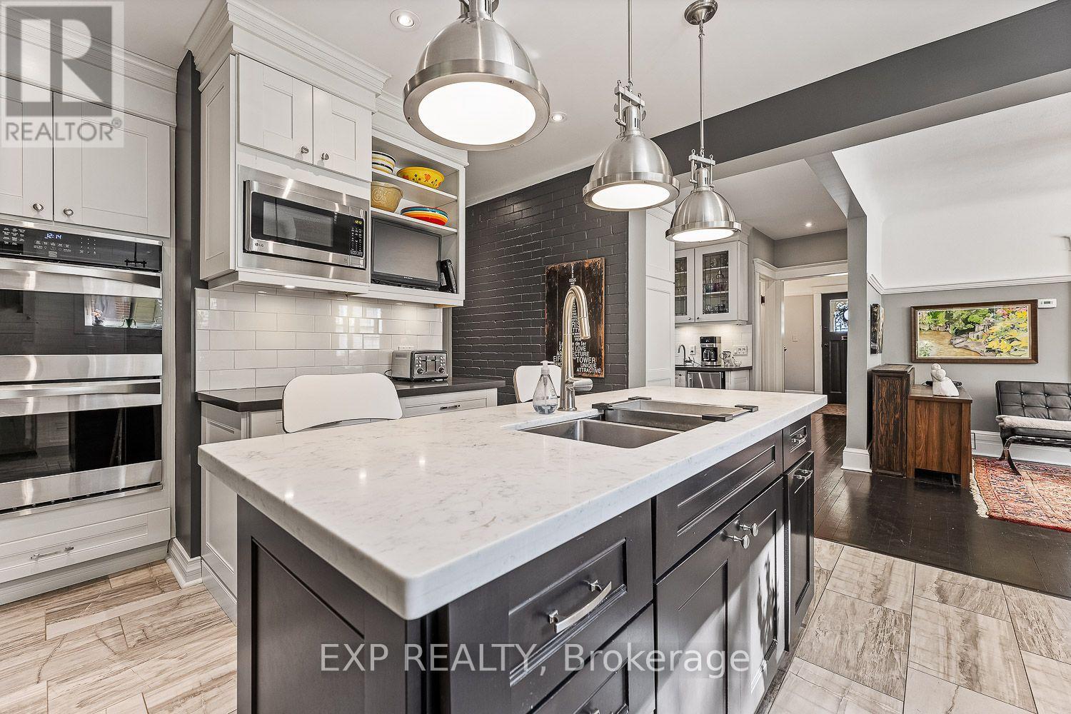 208 LORNE AVENUE - Image 12
