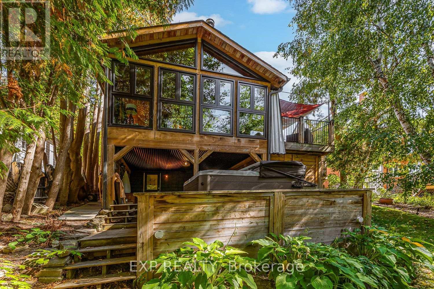 208 LORNE AVENUE - 47