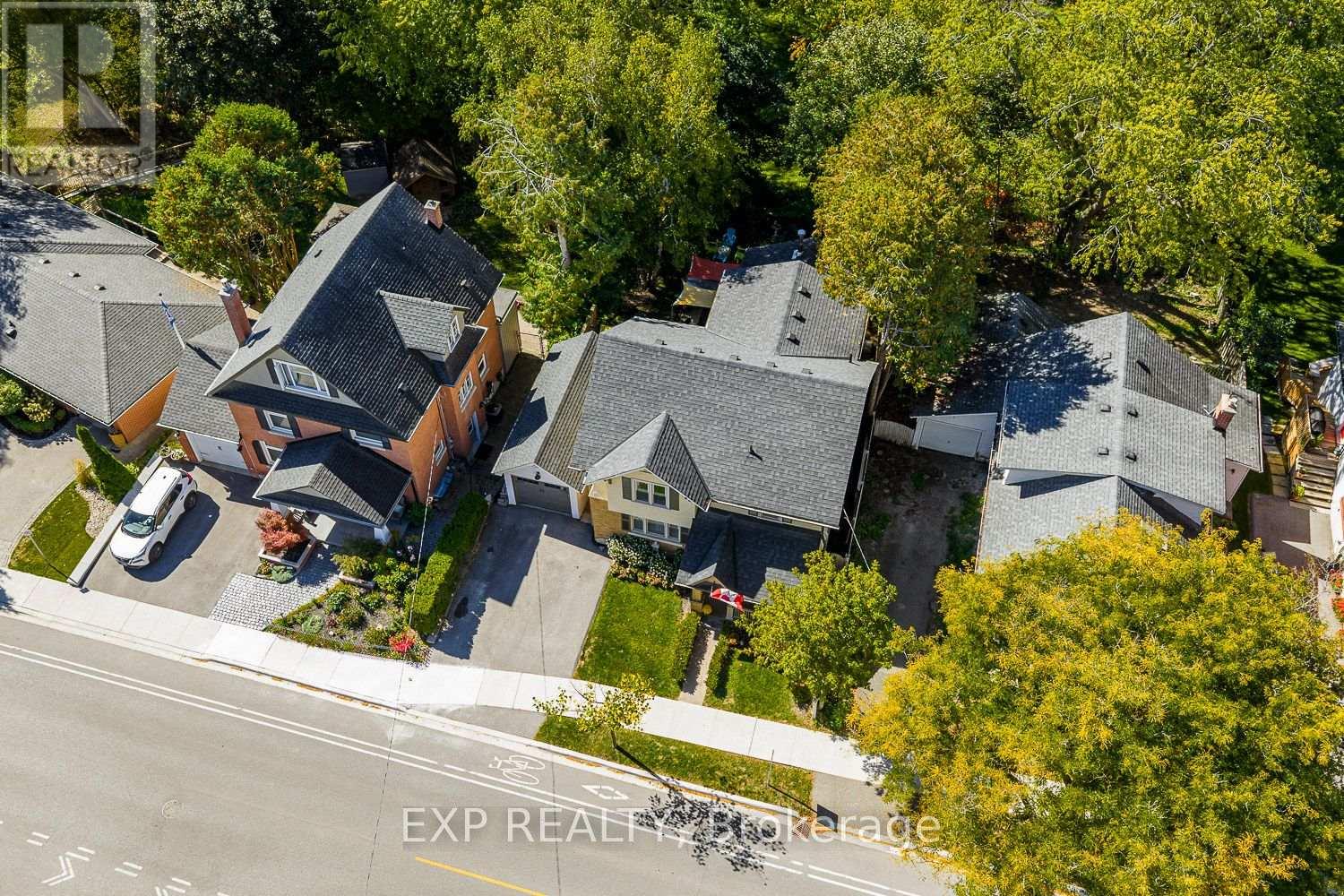 208 LORNE AVENUE - 49