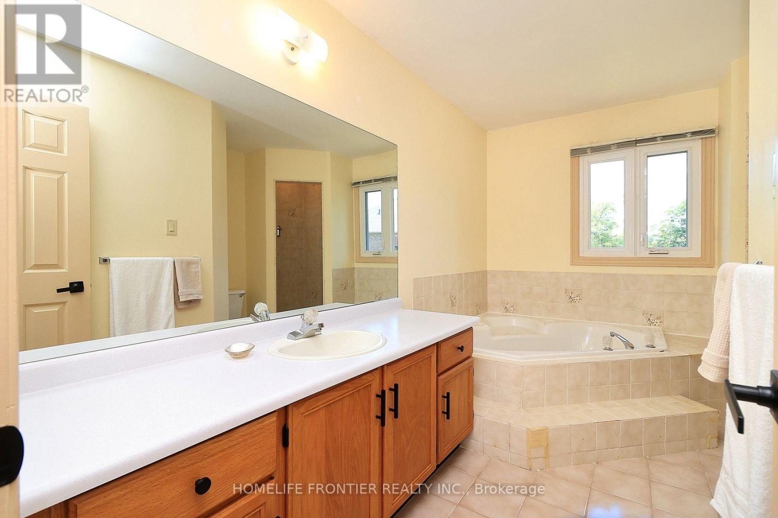 48 ASHFIELD DRIVE - Image 10