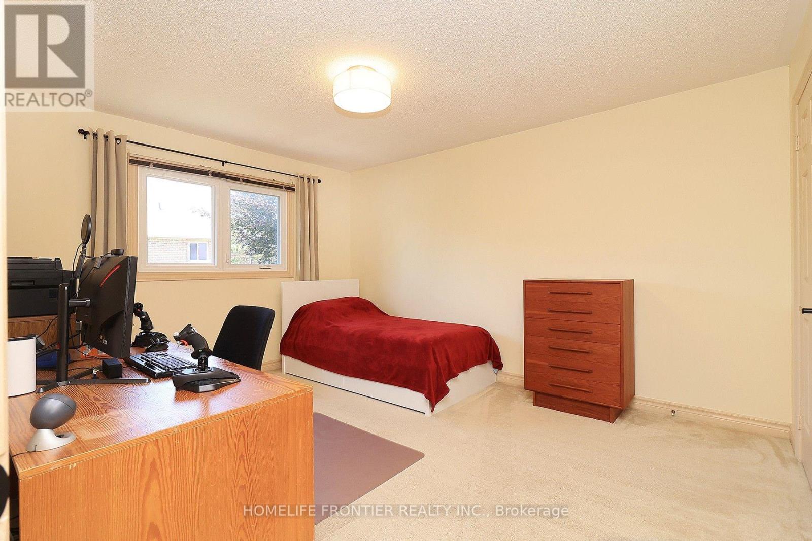 48 ASHFIELD DRIVE - 13