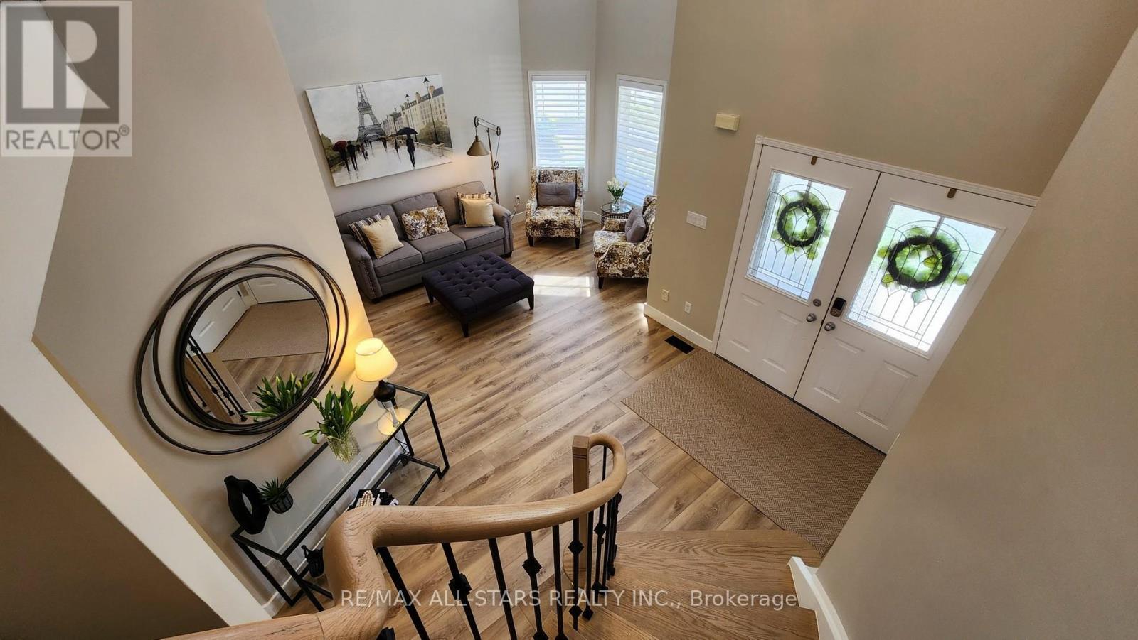 9 CONFEDERATION DRIVE - 22