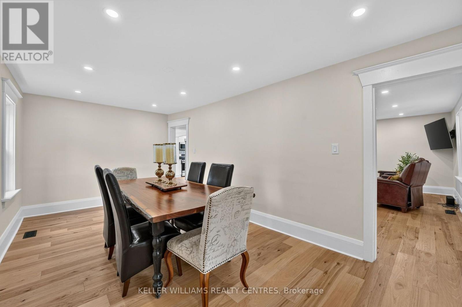 291 ELLEN STREET - 12