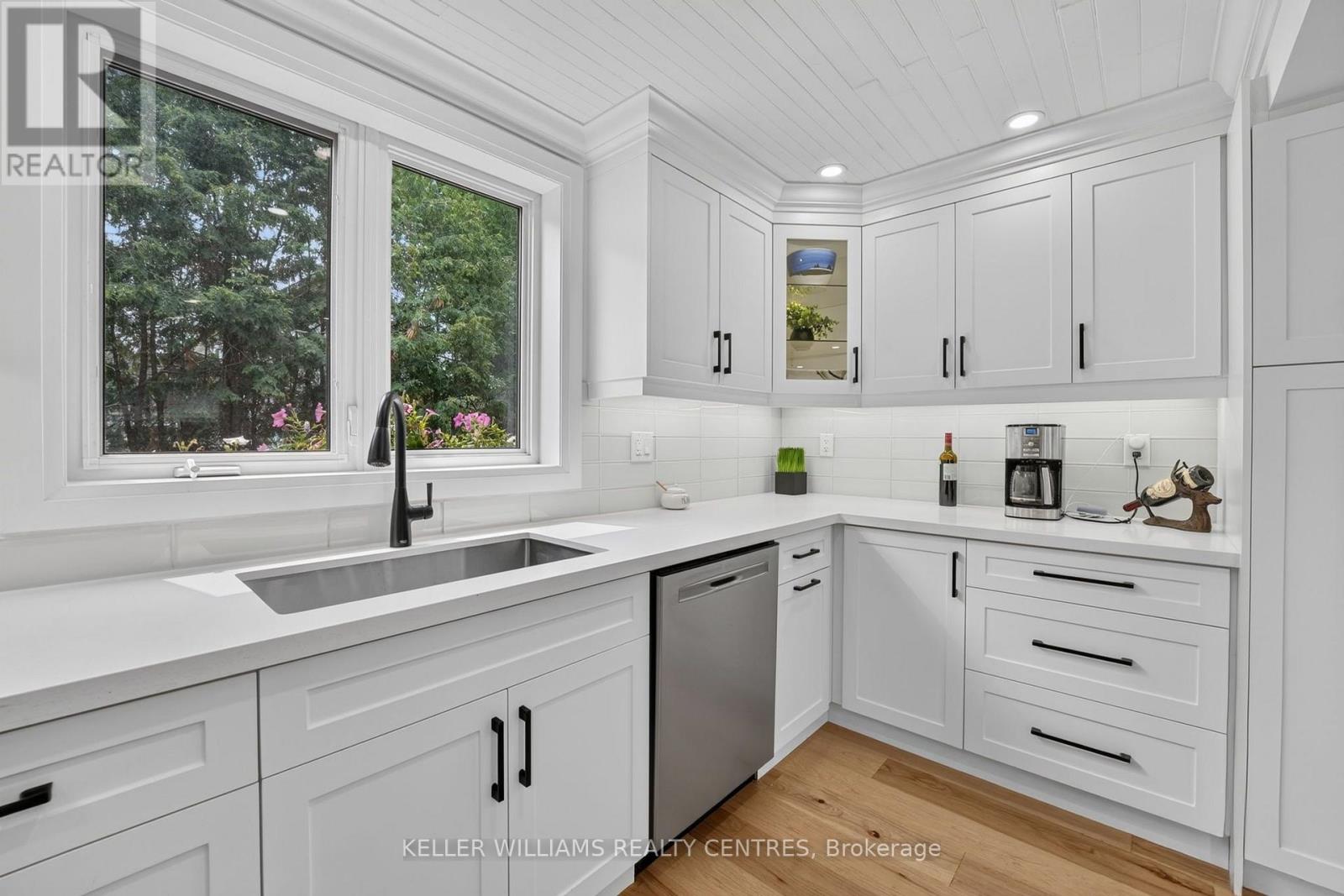 291 ELLEN STREET - 16