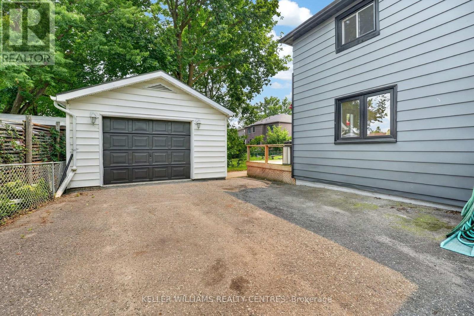 291 ELLEN STREET - 36