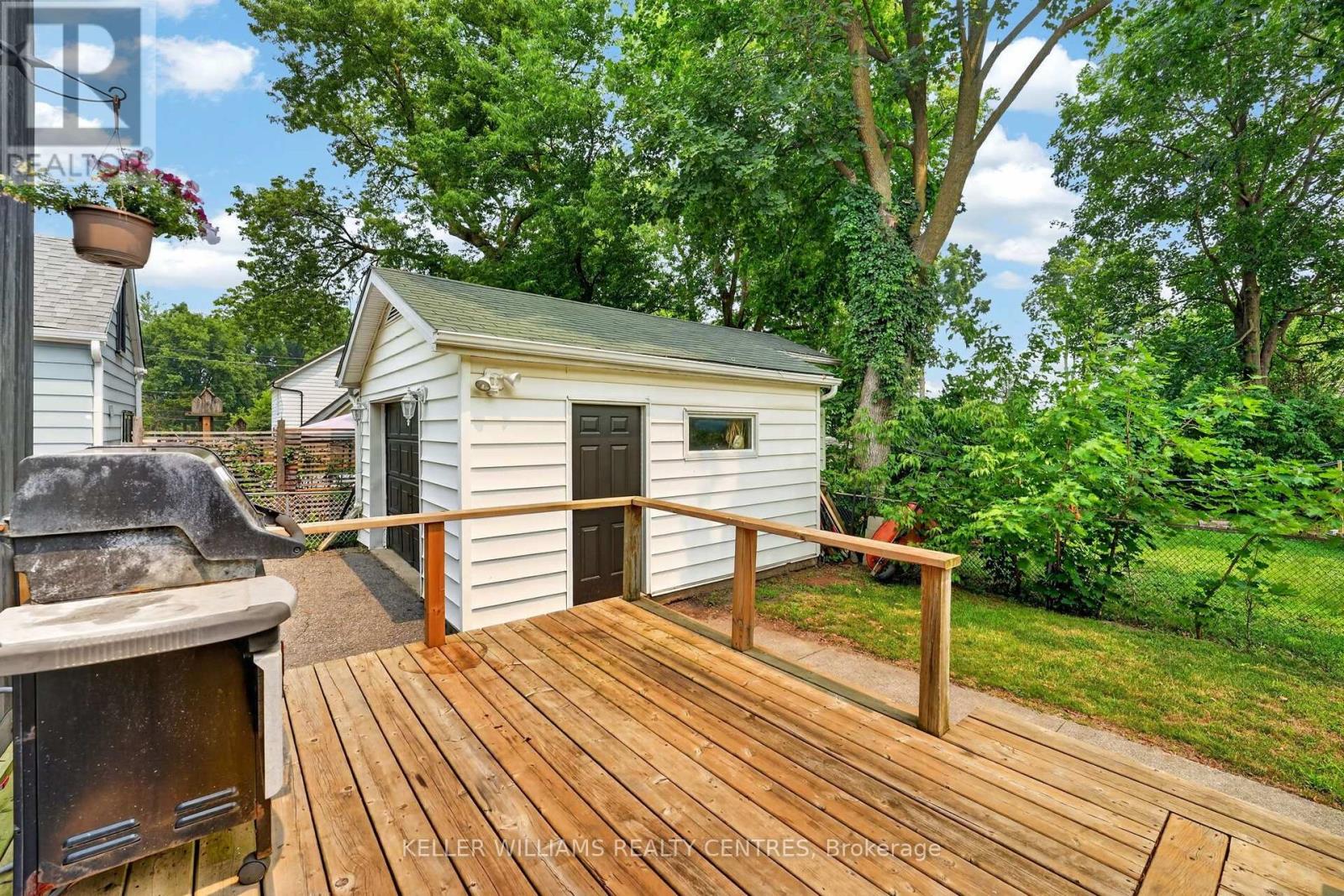 291 ELLEN STREET - 39