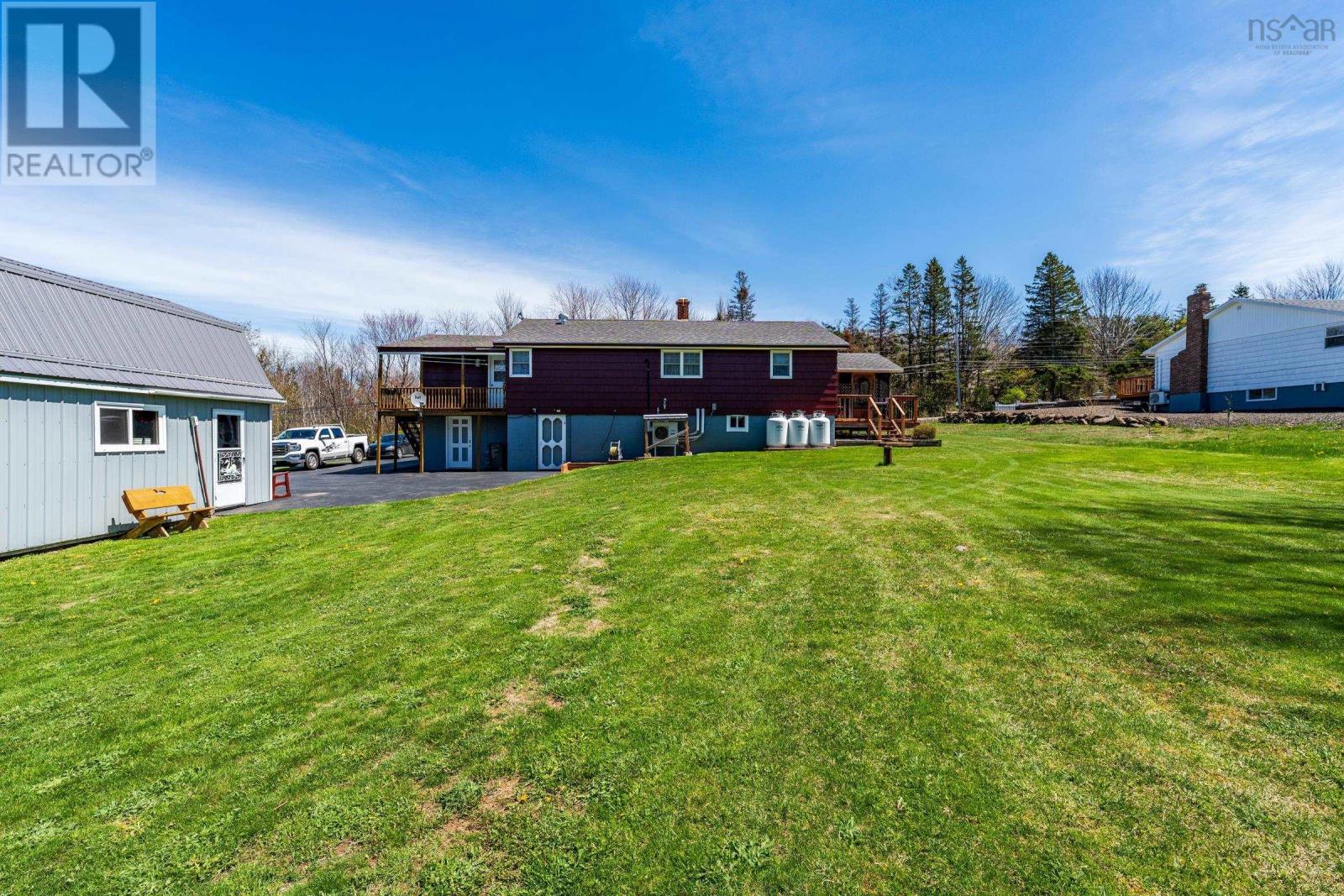 987 Parker Mountain Road - 35